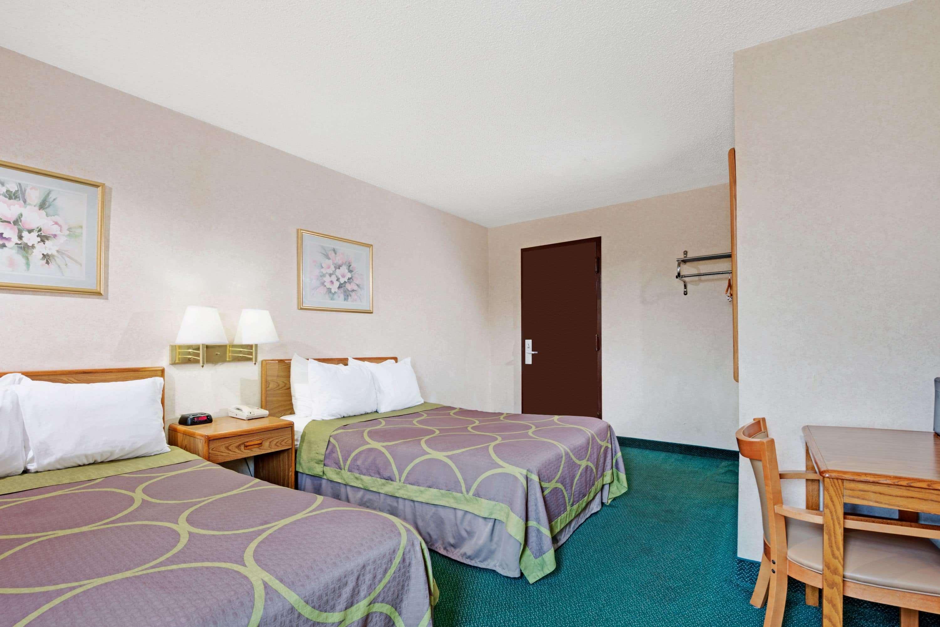 Super 8 By Wyndham Kenmore/Buffalo/Niagara Falls Area Экстерьер фото
